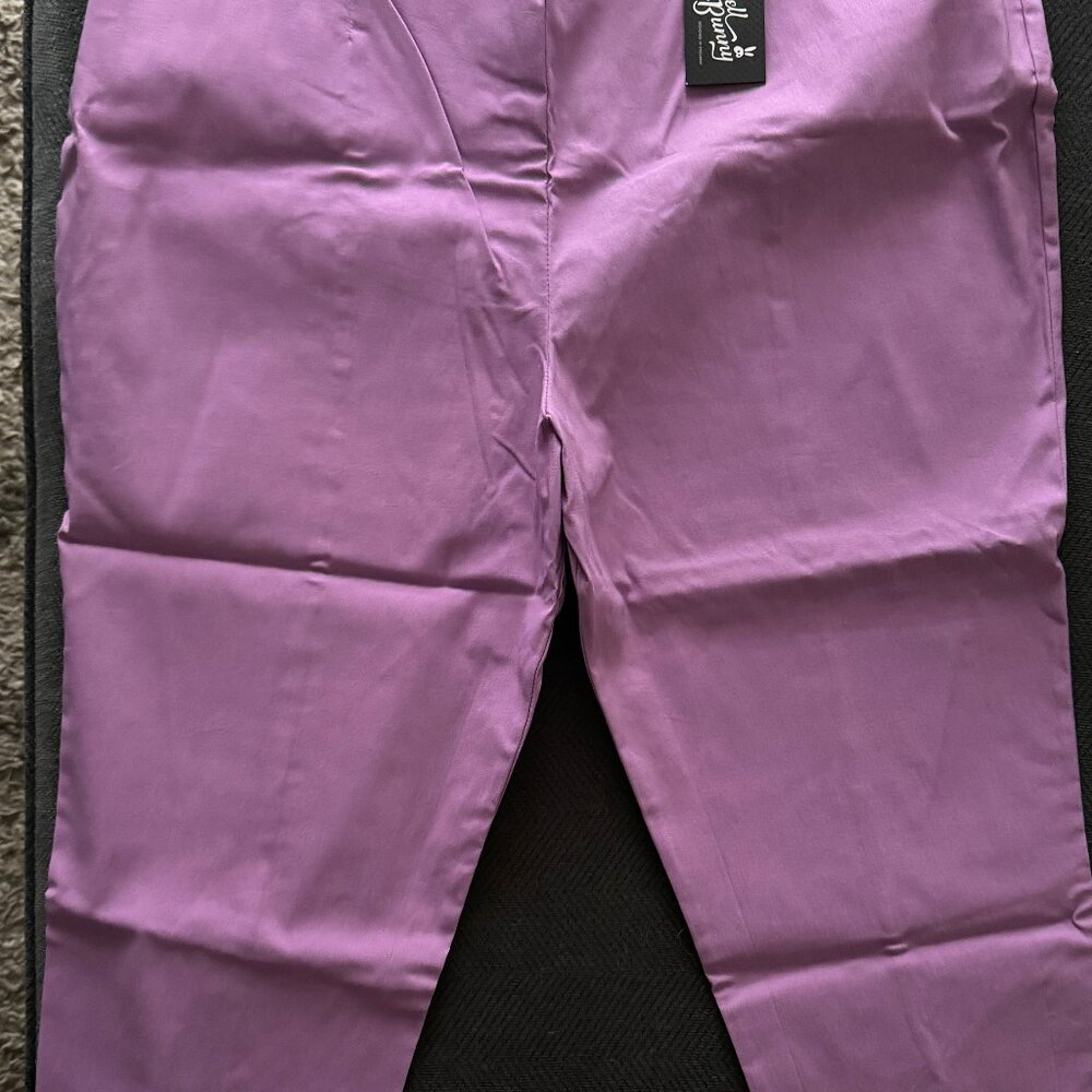 Hell Bunny - Lavender Tina Capris, size 4XL/UK 22 - Picture 3 of 4